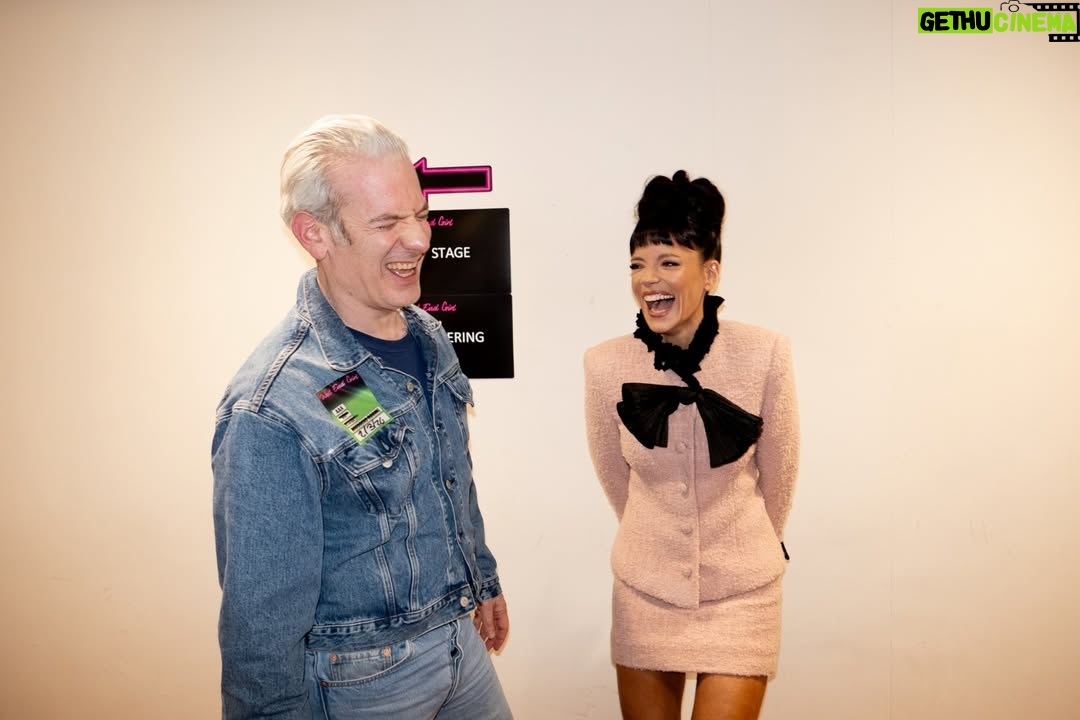 Lily Allen - 128.3K Likes - West End Girl Tour: Night 1 ❣️ Thank you Glasgow for the warmest welcome back x

 

 
Co-Creative Director & Set Designer @annafleischle 
Photographed by @hredcliffe