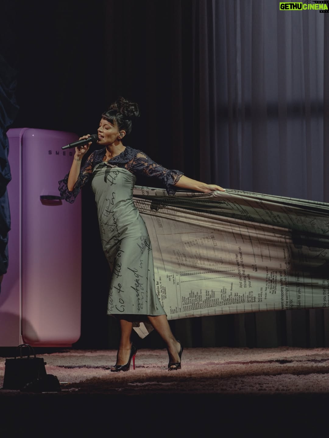 Lily Allen - 128.3K Likes - West End Girl Tour: Night 1 ❣️ Thank you Glasgow for the warmest welcome back x

 

 
Co-Creative Director & Set Designer @annafleischle 
Photographed by @hredcliffe