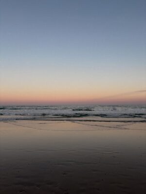 Lily James Instagram - I spent the last part of 2025 on the beach, made a film and watched the sun rise with very special people. I feel very grateful and hopeful for a new year ✨