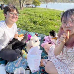 Lily Ki Instagram - happy valentine’s day!! we went on a picnic. it’s our six year anniversary!! ☺️☺️❤️
