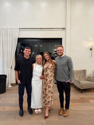Lindsay Arnold Instagram - The best weekend celebrating the Burt's 🥹🫶🏻 our nanny of 4 years @_bailey_burt married Sam's step brother @isaac_burt08 and we are all over the moon about it! We love them both so much 🫶🏻
#wedding #auntanduncle #flowergirls