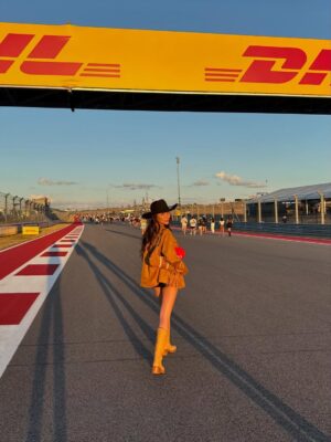 Linzy Luu Instagram - 💌 from tx