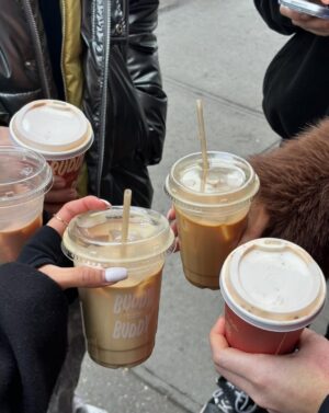 Linzy Luu Instagram - favorite city with favorite people 🍎₊˚🧣☃️⊹♡
