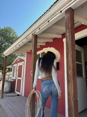 Linzy Luu Instagram - blue jean baby 🦋💙