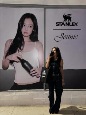Linzy Luu Instagram - 🖤 Stanley 1913 x JENNIE : From stage to studio , JENNIE brings her edge to Stanley ⛓️‍💥 
Petal to the Metal launches 9/18 🌹 

@stanley_brand @jennierubyjane — #stanley #jennie