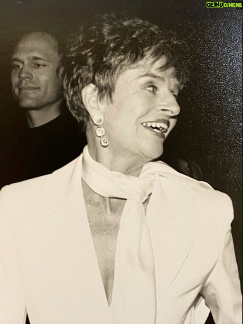 Lisa Rinna - 189.8K Likes - The greatest pride of my life will always be raising strong women and being the daughter of one. Thank you, Lois, for showing me exactly how it’s done ❤️ Happy International Women’s Day!