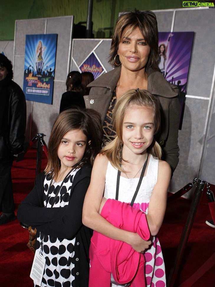 Lisa Rinna - 189.8K Likes - The greatest pride of my life will always be raising strong women and being the daughter of one. Thank you, Lois, for showing me exactly how it’s done ❤️ Happy International Women’s Day!