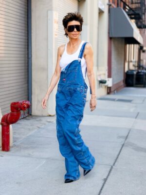 Lisa Rinna Instagram - New York look book, the cunty slay continues!