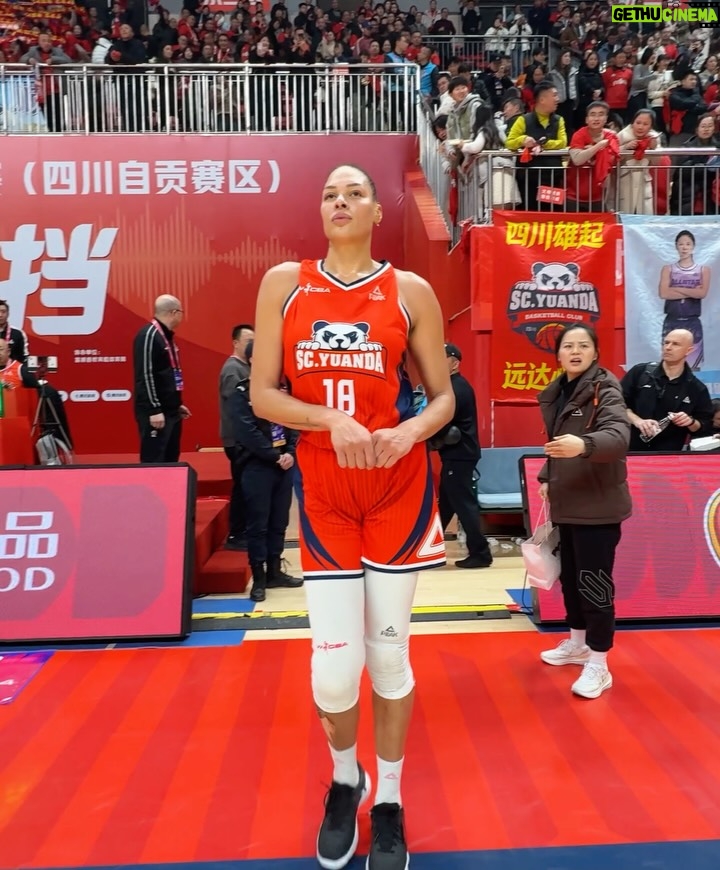 Liz Cambage - 38.7K Likes - WCBA season 7 🇨🇳❣️🐼✨ 蒙福且备受恩宠