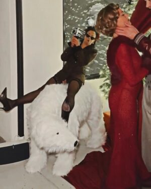 Liza Koshy Instagram - XXXmas 💋