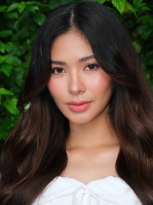 Loisa Andalio Instagram - May isang munting tibok na sabay sa puso ko.
Isang paalala na may isang buhay na ngayon ay bahagi na ng akin.

Sa munting buhay na ito, handa akong alagaan ka, mahalin ka ng buong buo, at laging ipagdarasal. Bawat araw ay pasasalamat ko sa Diyos sa regalong ito. 

You already mean everything to me. We can’t wait to meet you🤍

📸 @janvmayo