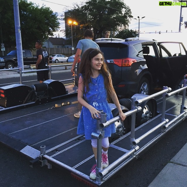 Lola Flanery - 3.9K Likes - Movie set madness!!! 🎬🎬🎬 #LavenderTheMovie #Alice #movie #thriller #actress #lovemyjob