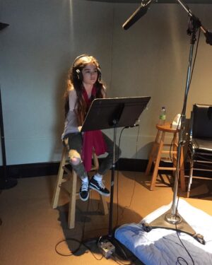 Lola Flanery Instagram - I know it looks like I'm alone but @halliemeyersshyer and @nmeyers are actually with me 🤗😘👯💖So happy to spend time with my @homeagainmovie family .... if only in my ears 😏🎧 #adr #homeagain #comingsoon  #actorslife #ilovemyjob .... that adr scarf tho 🙀🙈