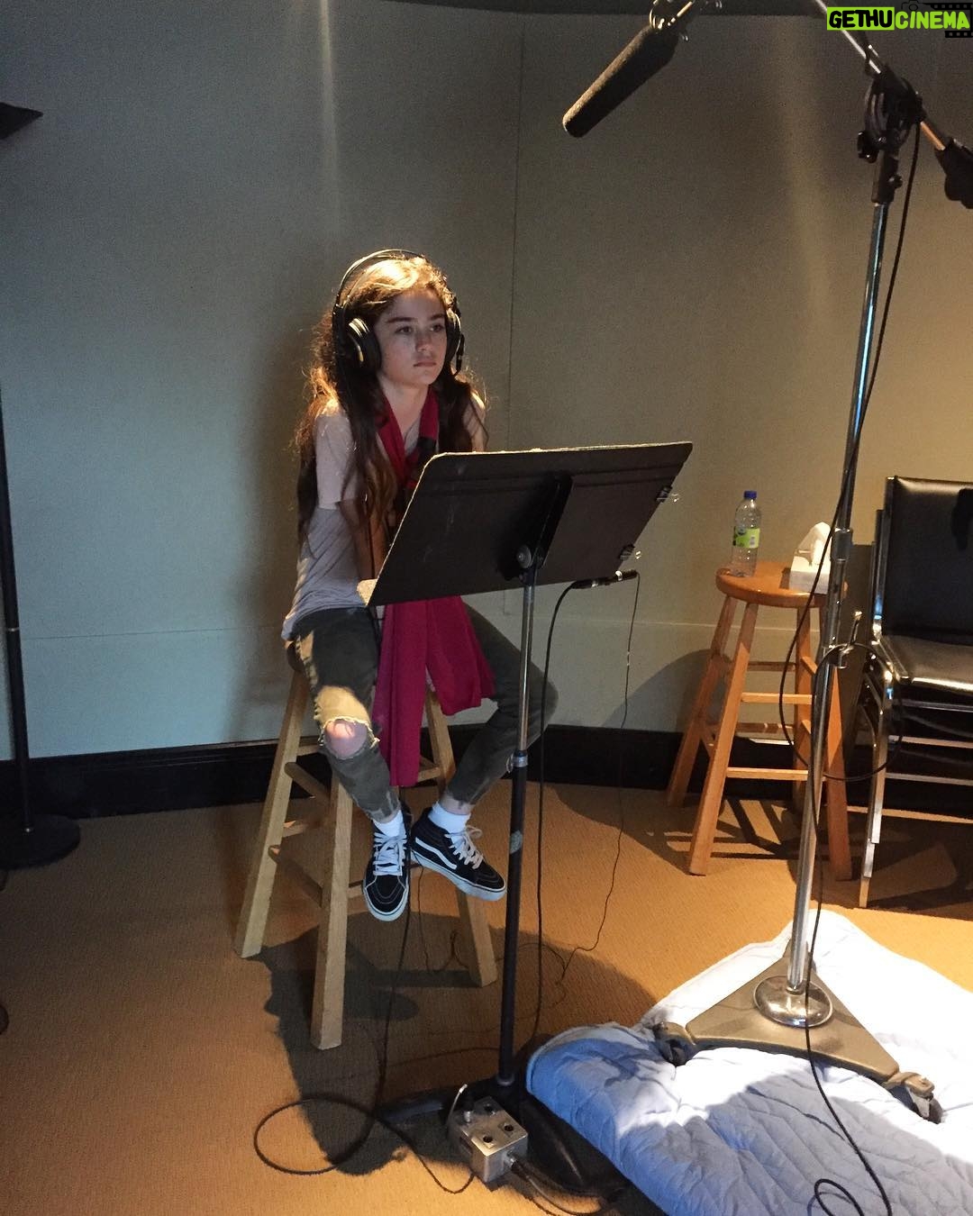 Lola Flanery - 3.2K Likes - I know it looks like I'm alone but @halliemeyersshyer and @nmeyers are actually with me 🤗😘👯💖So happy to spend time with my @homeagainmovie family .... if only in my ears 😏🎧 #adr #homeagain #comingsoon  #actorslife #ilovemyjob .... that adr scarf tho 🙀🙈