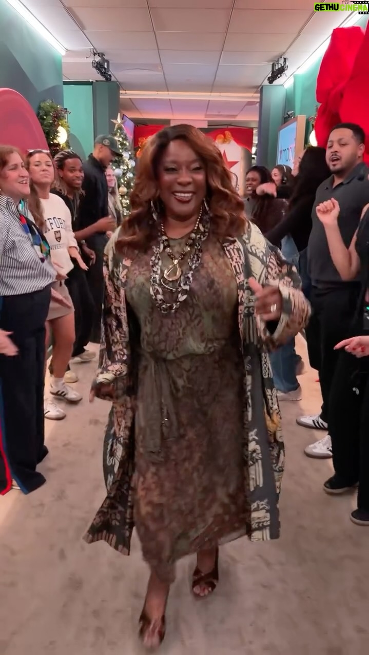 Loretta Devine - 24.2K Likes - The OG Broadway Dreamgirl @lodivadevine is here! 🌟