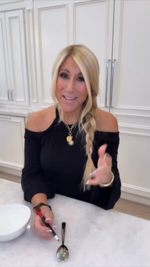 Lori Greiner Instagram - Such a cool experiment to do with kids! Just use dry-erase markers, a spoon, cold water & a piece of paper. So fun & mess free! ♥️💜💙