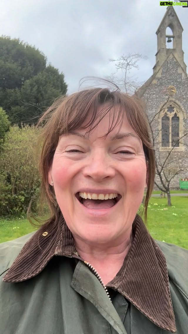 Lorraine Kelly - 6.7K Likes - HUGE NEWS!! Thank you @bafta for the nomination - huge thank you to my amazing team and former editor and friend @vejk100 and @thetittygritty - good luck to all our fellow nominees who are class acts !!
#joy #happiness #friends #love