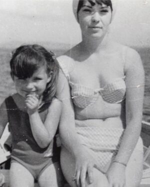 Lorraine Kelly Instagram - Happy Mother’s Day to my beautiful mum - a tough start to the year but as always she bounces back. A steel magnolia #mothersday #love #strength