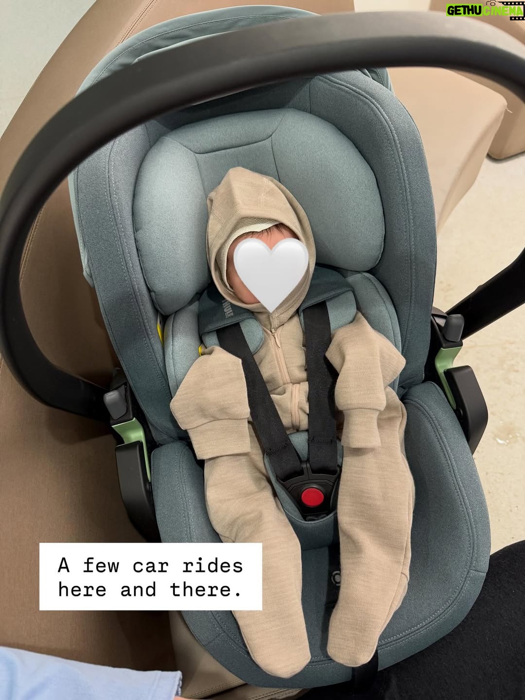 Lotta Hintsa - 10K Likes - Hello from the baby bubble 👋🏻🫧 the last slide pretty much explains it all but here’s a bit of a recap of the past three weeks. (Also plenty of friends and family have visited which I have absolutely loved ❤️).

* @myjoolz Geo 3 stroller and @thule car seat gifted by @wauvakauppa ❤️
**@ruokaboksi meals gifted 🥰