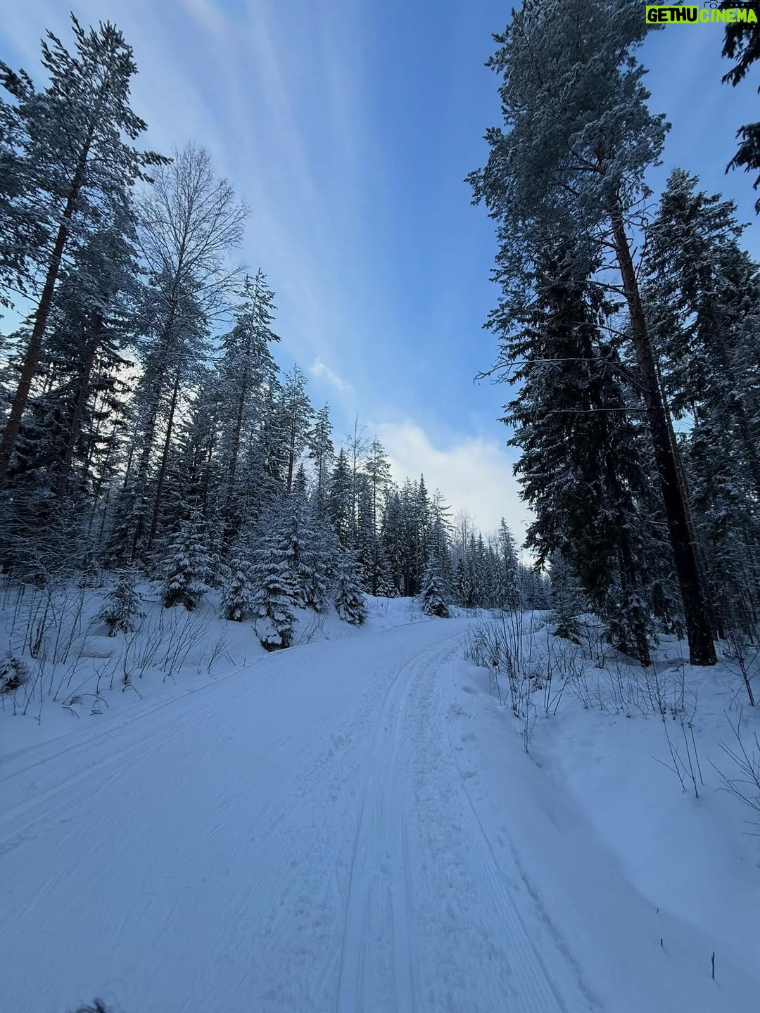 Lotta Hintsa - 1.1K Likes - Finally skiing this winter😍 and what a beautiful winter day it was!❄️

I’ve also established that what my mom doesn’t have at her house, I don’t need. I came here having forgotten my ski boots and had the wrong pair of ski poles. Found my super old pair of boots from my teenage years and borrowed mom’s poles and off I went. Also, after telling her I’d been slipping around on the icy track she told me she has the right products to treat the skis so next time my technique might look a bit prettier too!

Can’t wait for the sore muscles tomorrow 🤪 happy Monday all!😘