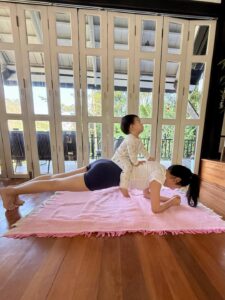 Actress Louisa Mak HD Photos and Wallpapers March 2026