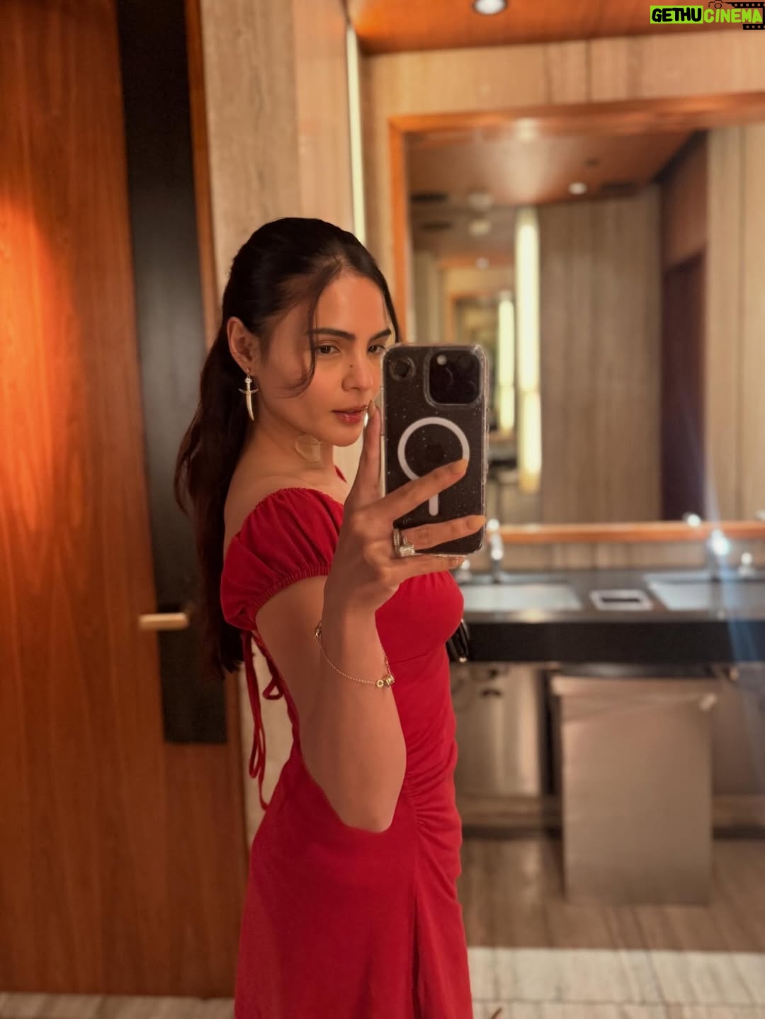 Lovi Poe - 39.7K Likes - February in no particular order 💌