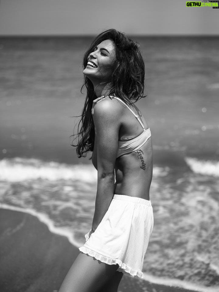 Lovi Poe - 130.5K Likes - Time traveling back to 2016 me ♥️

Photographed by @markednicdao 

P.S. Let’s shoot again soon? 📸