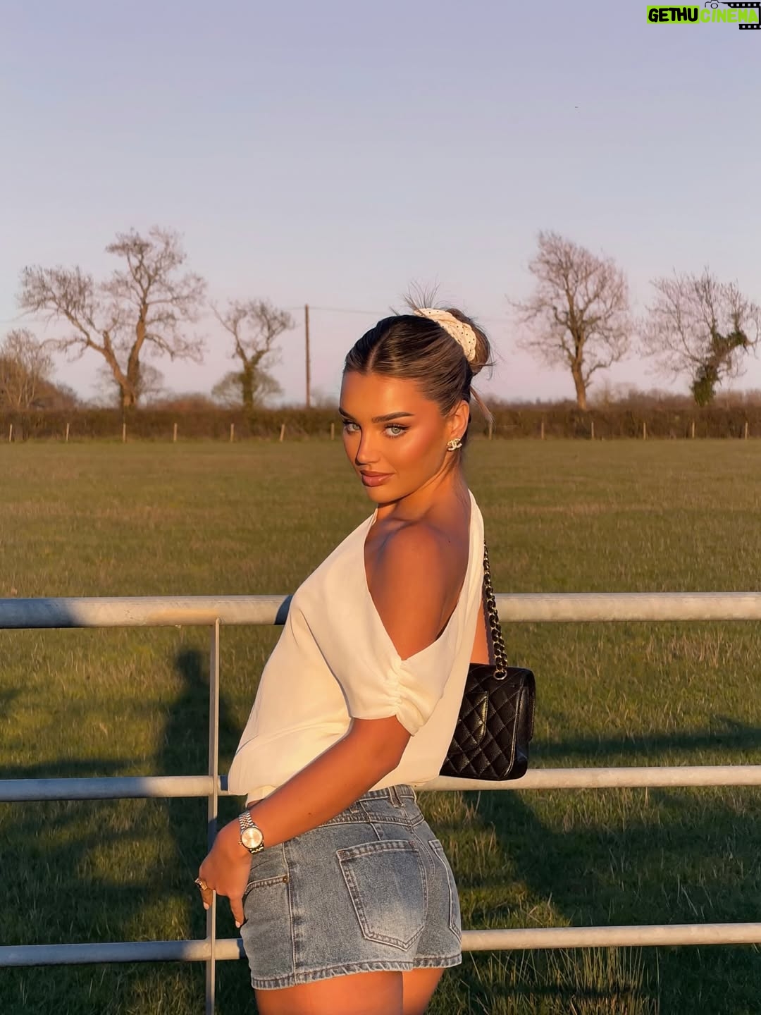 Lucinda Strafford - 90.7K Likes - living my princess pookie life ⋆𐙚₊˚⊹♡💕