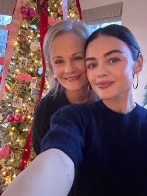 Lucy Hale Instagram - merry merry. Happy holidays everyone ! 🕯️♥️