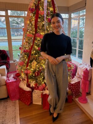 Lucy Hale Instagram - merry merry. Happy holidays everyone ! 🕯️♥️