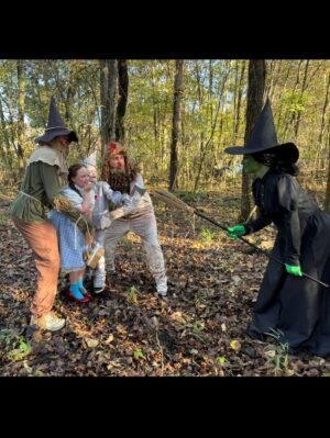 Maci Bookout Instagram - “Being scared doesn’t mean you lose. Even the bravest people get scared.” - Wizard of Oz

#happyhalloween #wizardofoz #theresnoplacelikehome