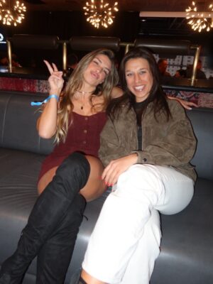 Mackenzie Dern Instagram - Mess with us and see what happens 😮💨😜
Best of the best 💪🏼👊🏼
@joannajedrzejczyk 🫶🏼
•
•
Mexe com a gente e vê o que acontece 😮💨😜
A melhor 👊🏼💪🏼
@joannajedrzejczyk