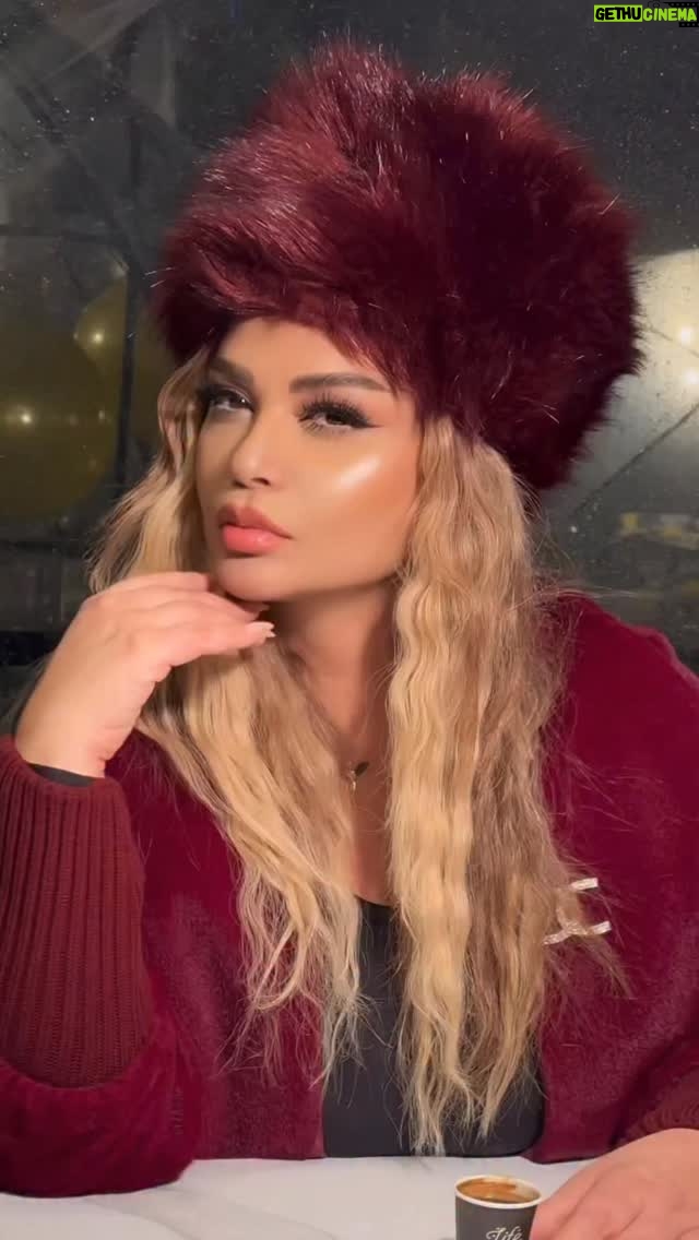 Madeleine Matar - 1.1K Likes - كلمني أسمعلك اندهلي أرجعلك،
تجرحني مش خايفة ده أنا خايفة 
على زعلك…❤️❤️

#كلمني_أسمعلك 
#madeleine_matar #مادلين_مطر #أغاني #ترند