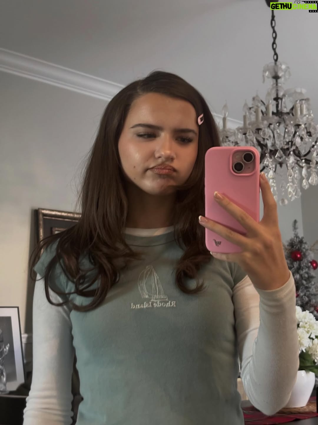 Madeleine McGraw - 102.9K Likes - ⋆⭒˚.⋆smile📷⋆⭒˚.⋆