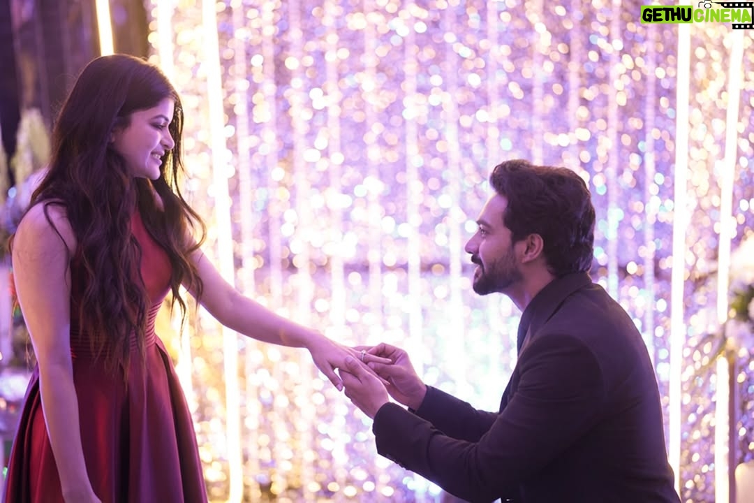 Madhumita Sarcar - 145K Likes - Mine🙈❤️🧿
.

#DCgoneMAD