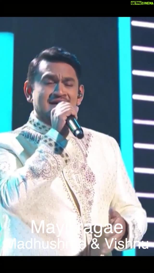 Madhushree - 27.3K Likes - Mayilirage  part 2 . . #mayilirage  #anbeaaruyirae #surya #tamil #arrahman #nareshiyer #music #song #singer #singing #lyrics #film #artist #insta #facebook #vishnu, performing in #Singapore with talented #vishnu