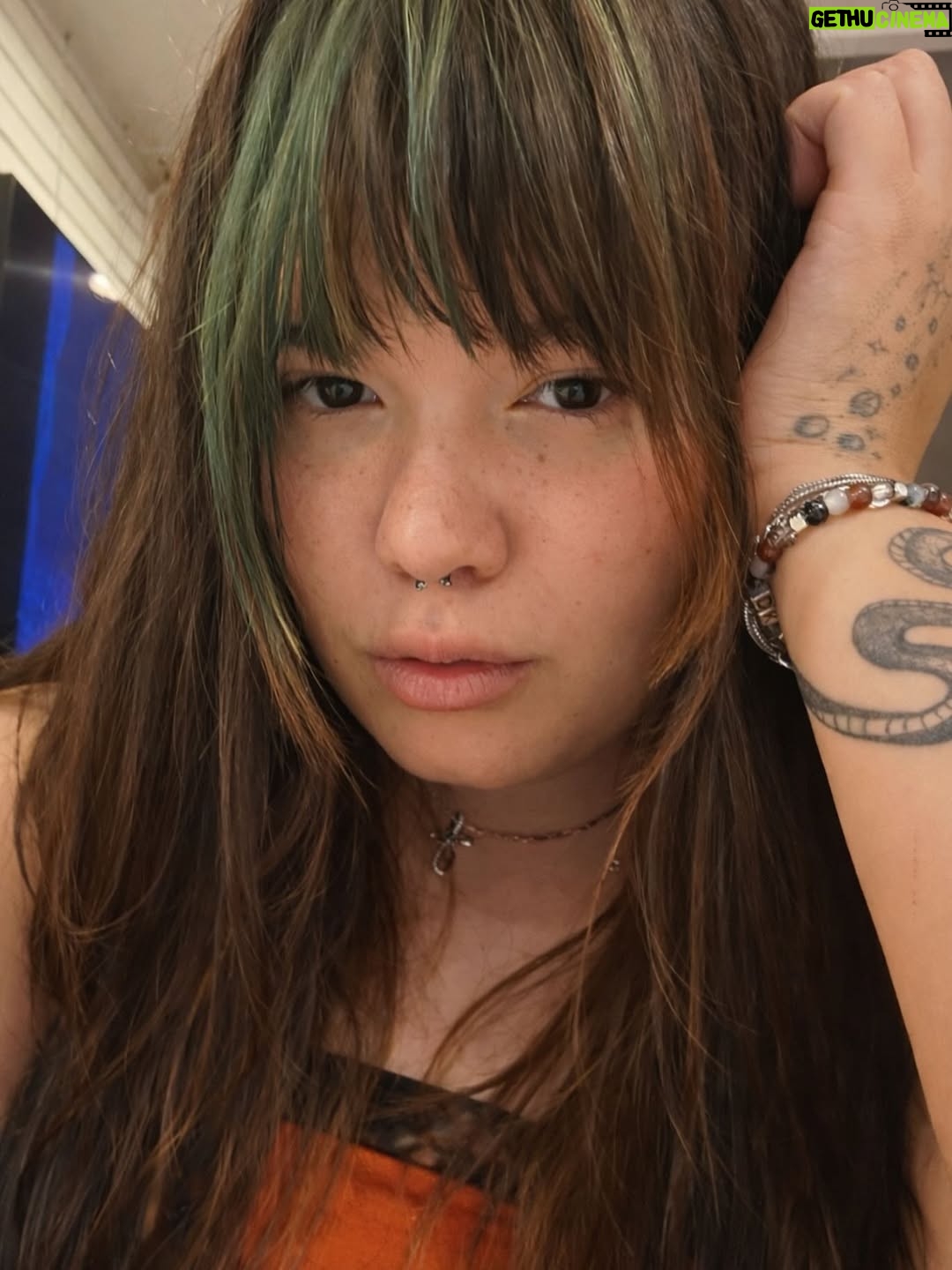 Madison De La Garza - 4.6K Likes - There’s color in my hair again, you know what that means… she’s baaaack