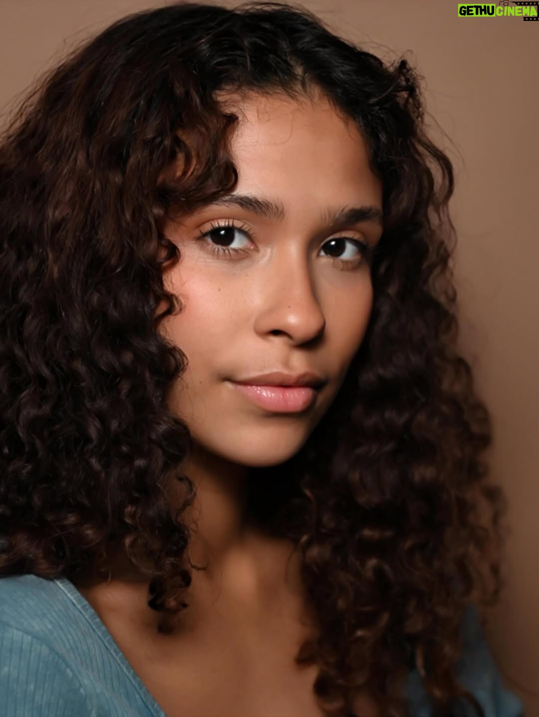 Madison Reyes - 92.2K Likes - I needed this little headshot photo shoot to remind me of what a baddie I am 😛🤭 

Photos : @delicatedepictions_bychristina