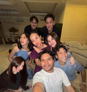 Mahalini Raharja Instagram - We love you ka vid🤍
semua tau km seindah itu🤍
