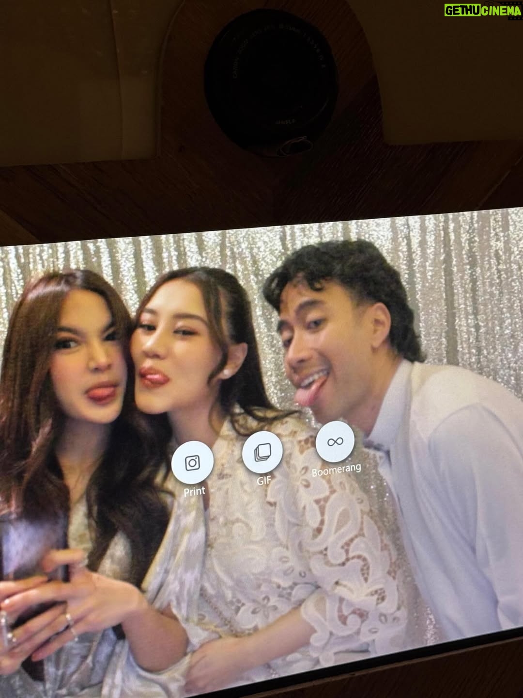 Mahalini Raharja - 1.6 Million Likes - We love you ka vid🤍
semua tau km seindah itu🤍