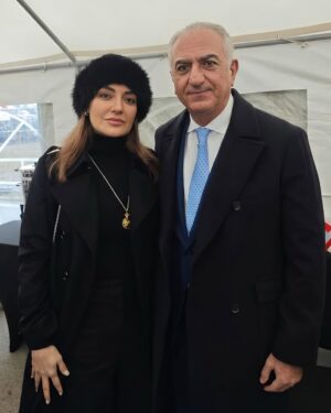 Mahnaz Afshar Instagram - The Shah
شاه
14/02/226
@officialrezapahlavi 👑
مونیخ 
#munich