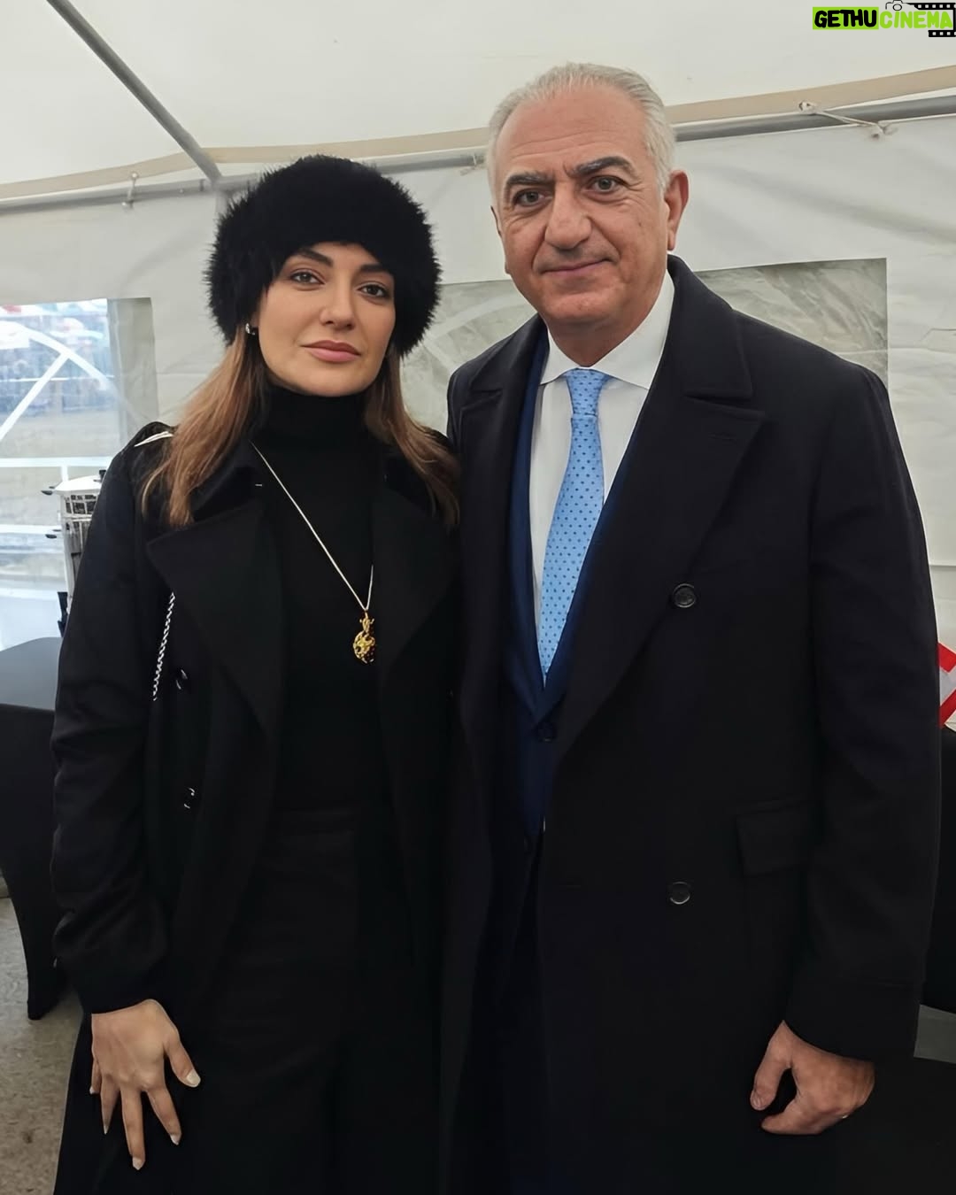 Mahnaz Afshar - 609.5K Likes - The Shah
شاه
14/02/226
@officialrezapahlavi 👑
مونیخ 
#munich