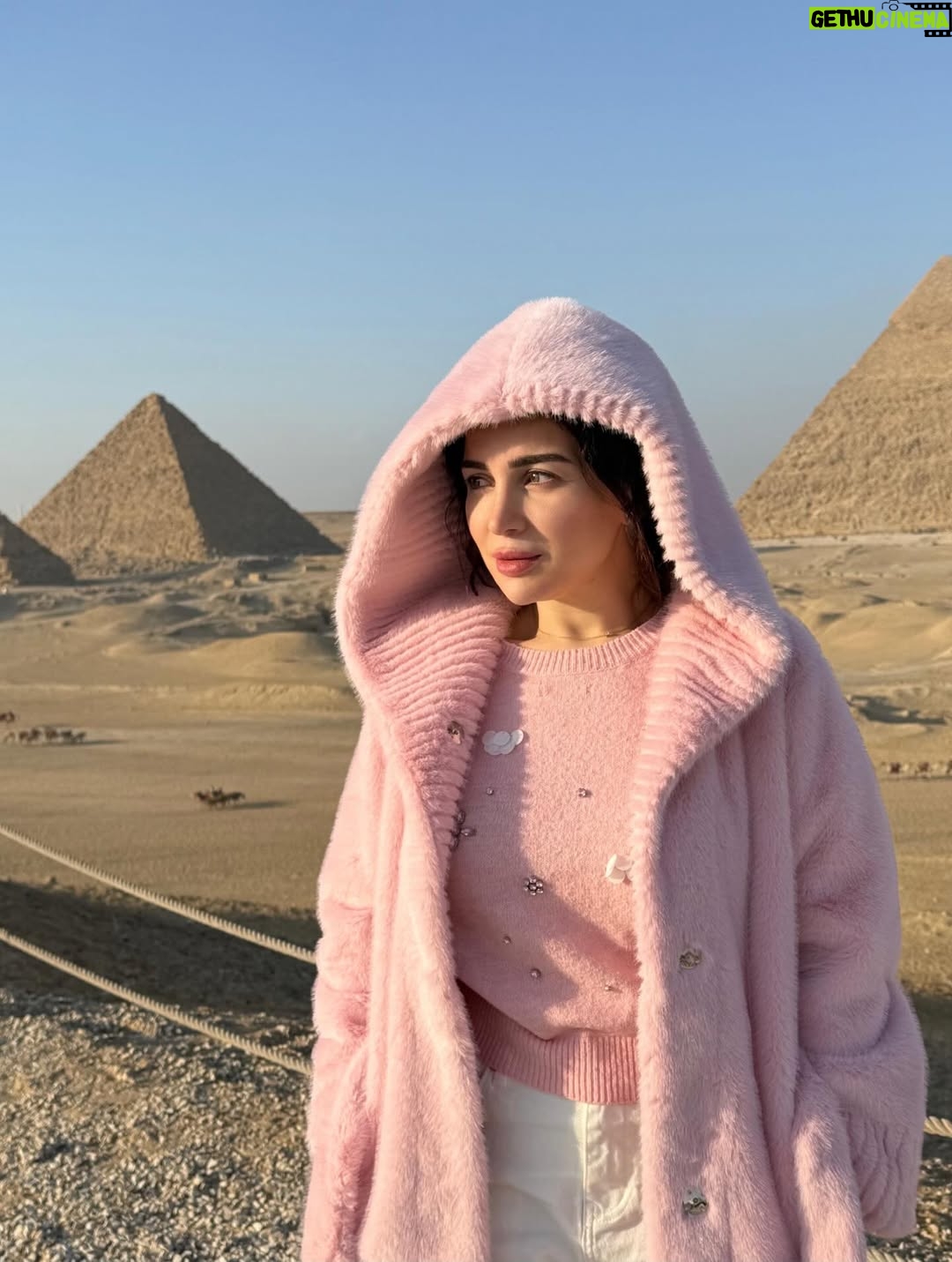 Mai Ezz ElDein - 669.2K Likes - 💗 
.
#styledby @khemissi_imen 
@heshe33