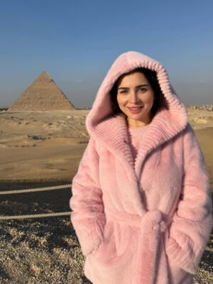 Mai Ezz ElDein Instagram - 💗 
.
#styledby @khemissi_imen 
@heshe33