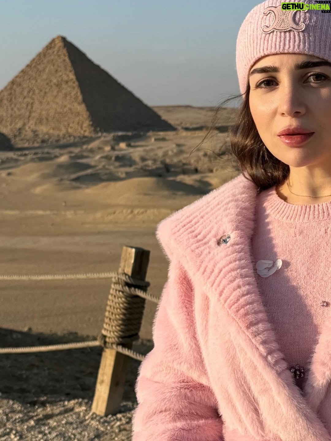 Mai Ezz ElDein - 669.2K Likes - 💗 
.
#styledby @khemissi_imen 
@heshe33