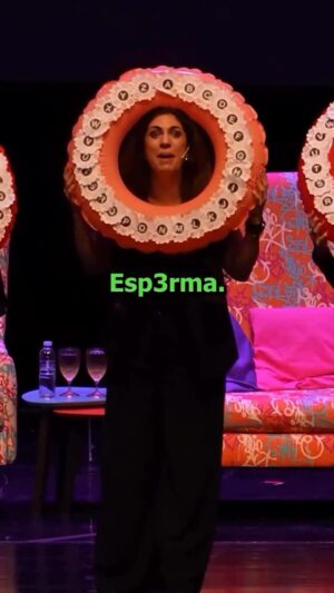 Malena Guinzburg Instagram - ROSQUETE ⭕️

Volvemos con @laschicasdelaculpa
y de una gira hermosa x Europa … se viene unas Fechitas

AVELLANEDA 7/4 
CHILE 🇨🇱 20/4 Agotado 
  21/4 a la venta 

En Mayo volvemos al Nacional 
Entradas en www.laschicasdelaculpa.com 

Somos 
#LasChicasDeLaCulpa 
@nataliacarulias 
@fermetilli 
@mguinzburg 
@connieballarini