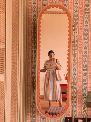 Mallika Dua Instagram - 🌸🐊🖼️🫀👗🎨🧿