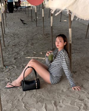 Manasaporn Chanchalerm Instagram - 40°c  ร้อนไปปะะะะ 🤤🔥
@littlewhitestore