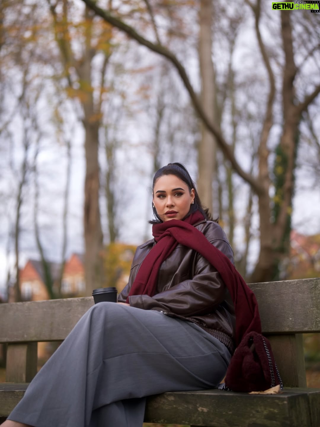 Mandy Takhar - 165.9K Likes - Falling for Fall… 🍂🍁🥮