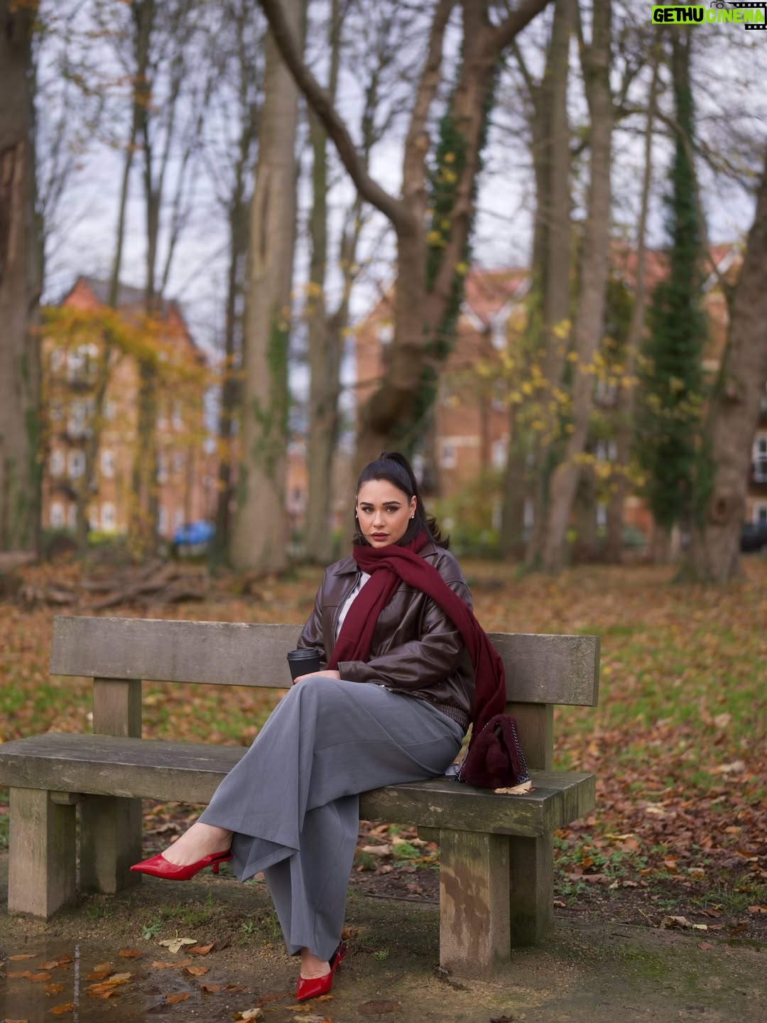 Mandy Takhar - 165.9K Likes - Falling for Fall… 🍂🍁🥮